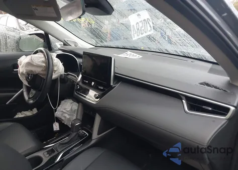 2024 Toyota Corolla Cross Xle из США, поврежденный, VIN 7MUDAABG1RV103264